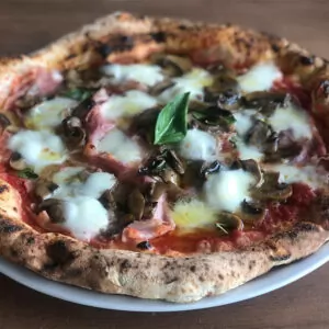 Prosciutto cotto y Funghi
